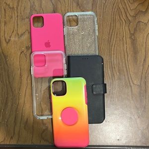 iPhone 12ProMax Cases, there are 5 cases, couple are new📱